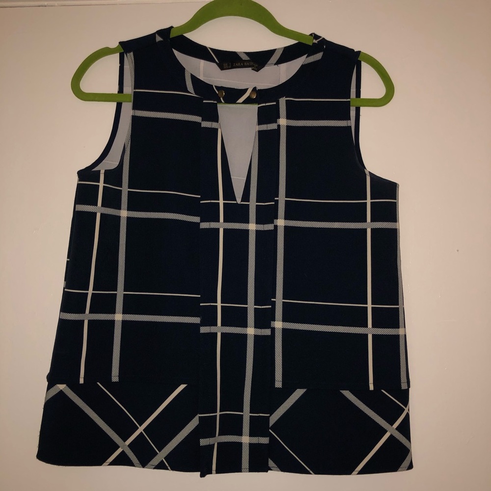 🌟 Adorable plaid Zara top 🌟size small like new
